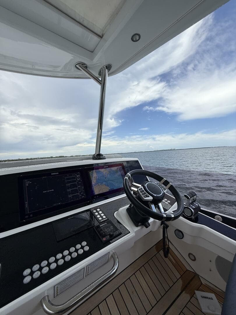 2022 Sunseeker Manhattan 68