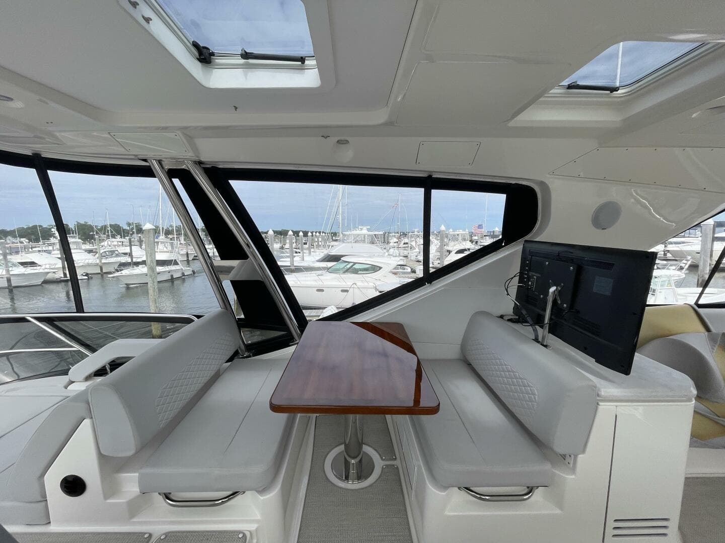 2017 Sea Ray L59 Fly