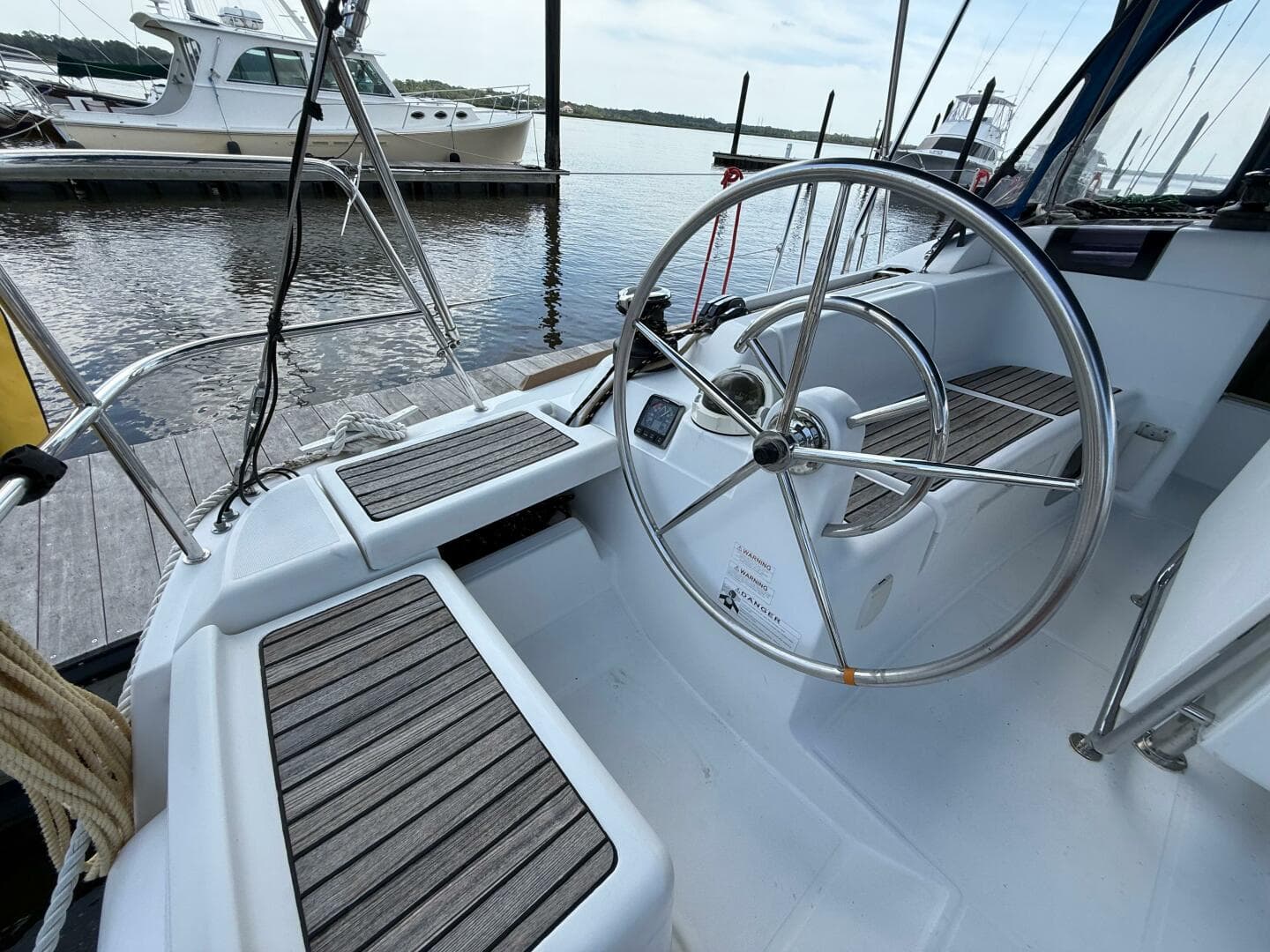 2015 Jeanneau 409