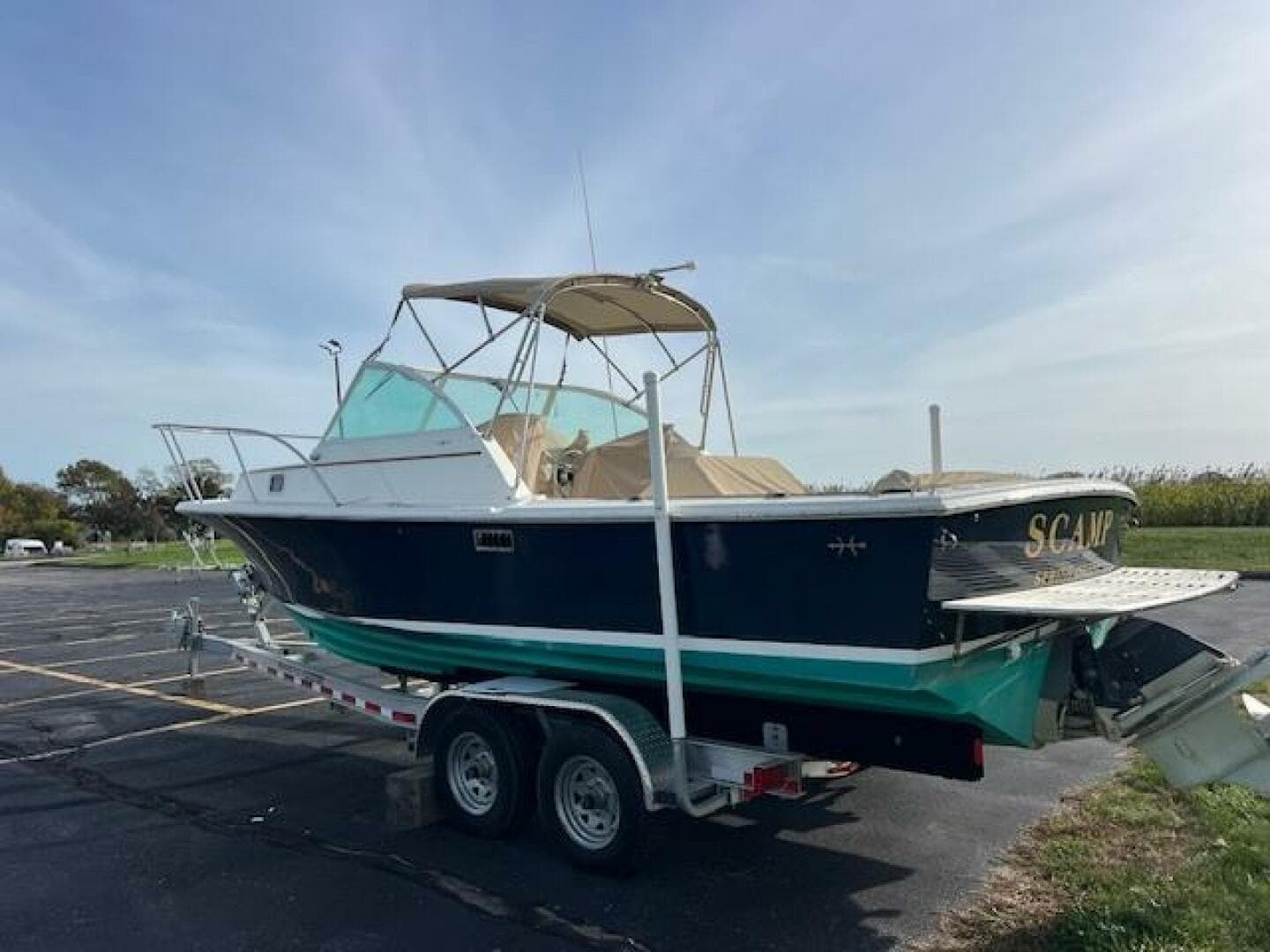 2004 Hunt Yachts Surfhunter 25