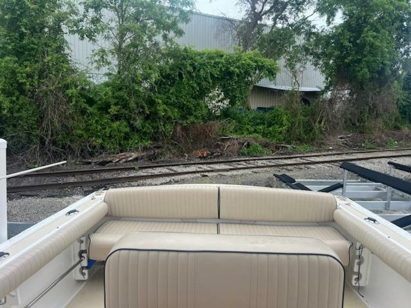 2004 Hunt Yachts Surfhunter 25