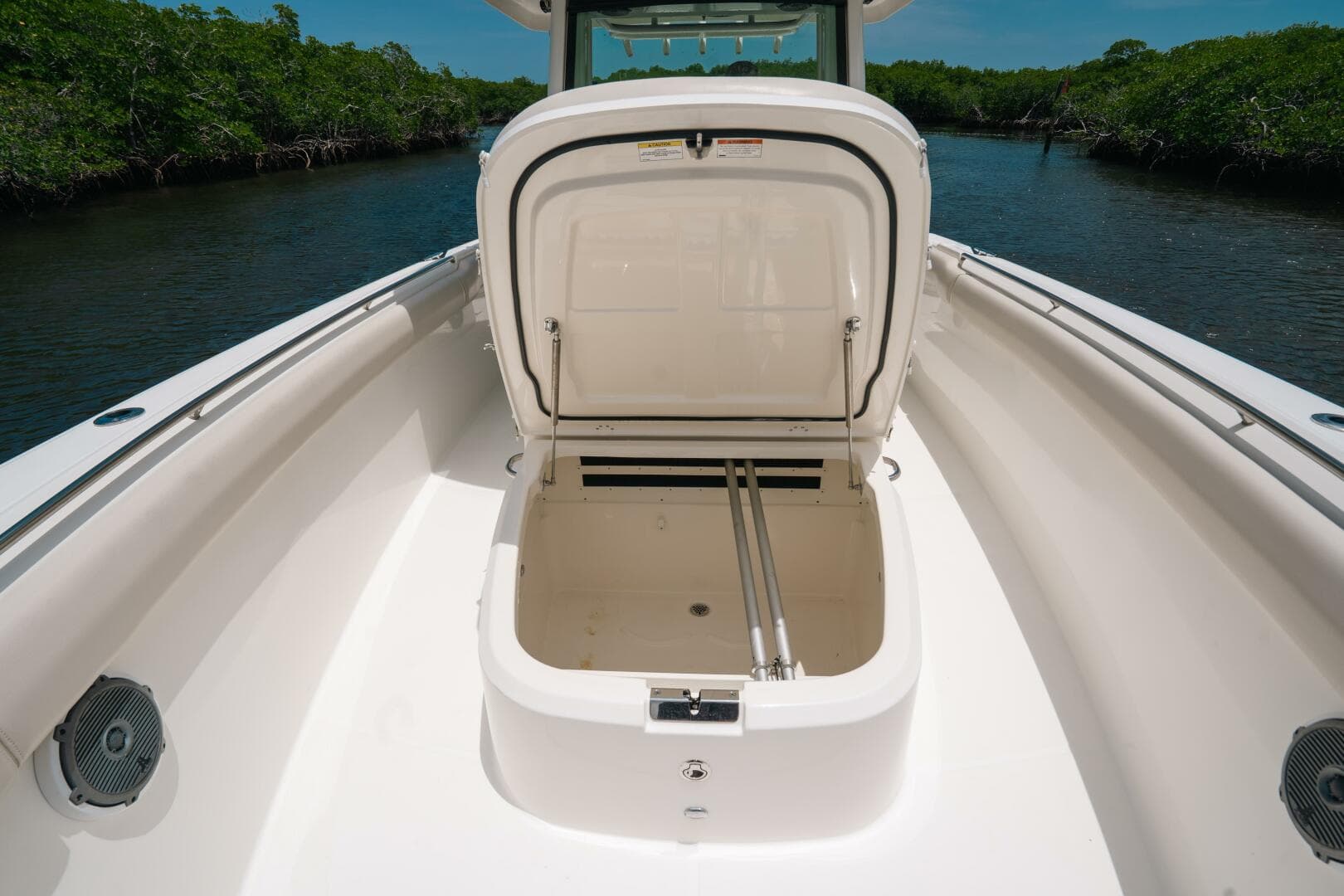 2019 Boston Whaler 330 Outrage