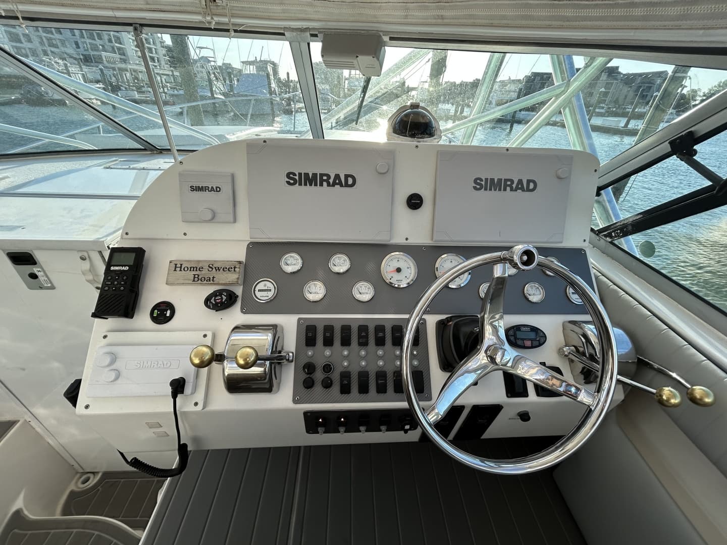 2004 Stamas 370 Express