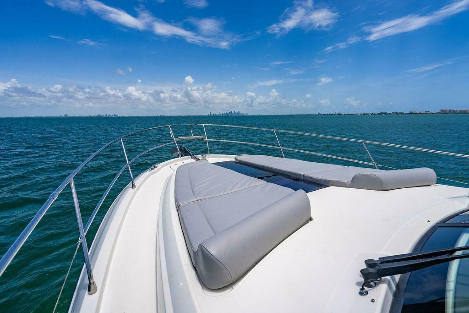 2022 Beneteau Monte Carlo 52