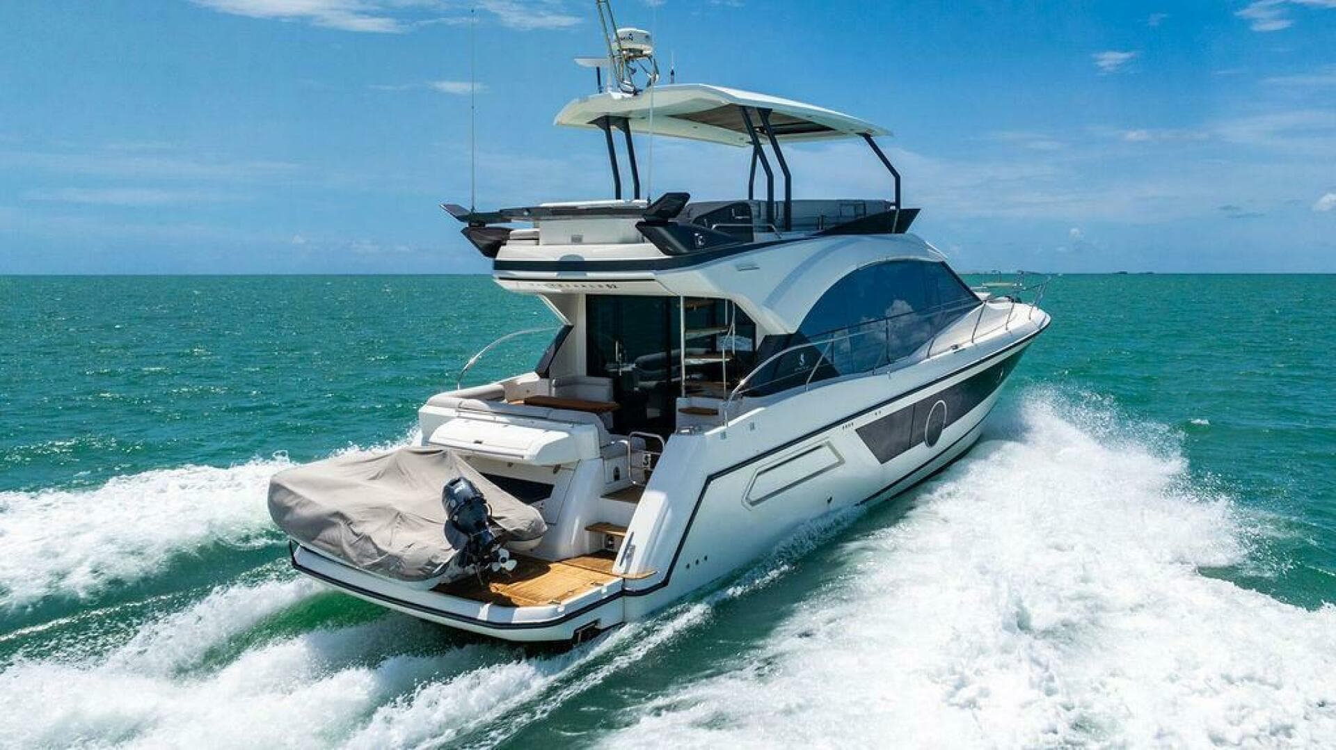 2022 Beneteau Monte Carlo 52