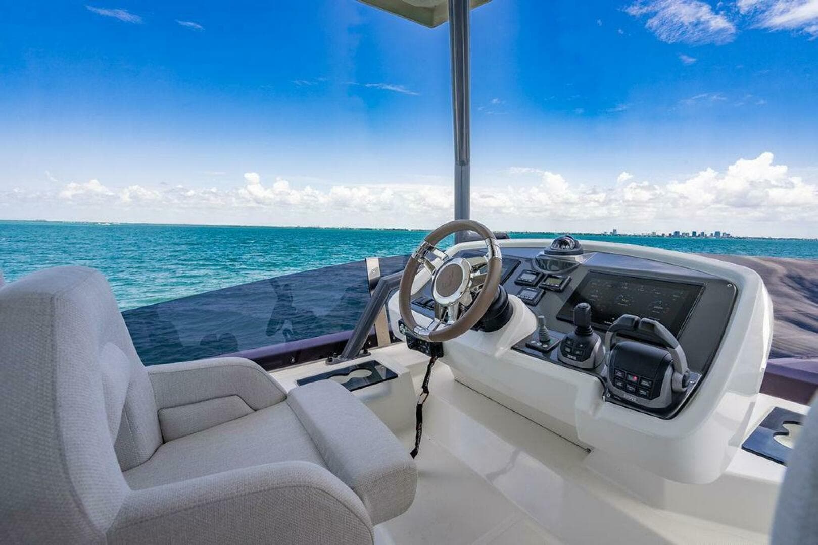 2022 Beneteau Monte Carlo 52