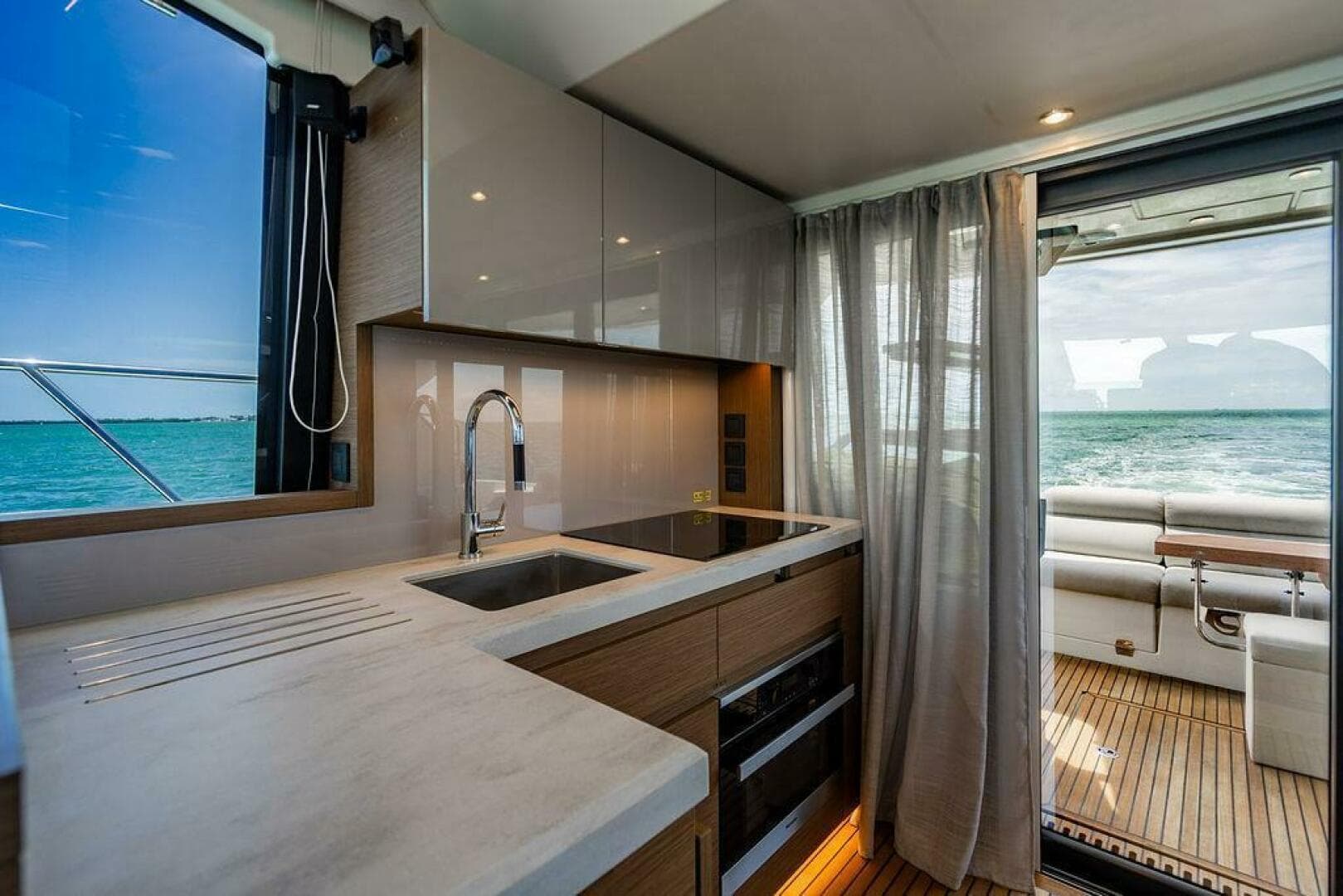2022 Beneteau Monte Carlo 52