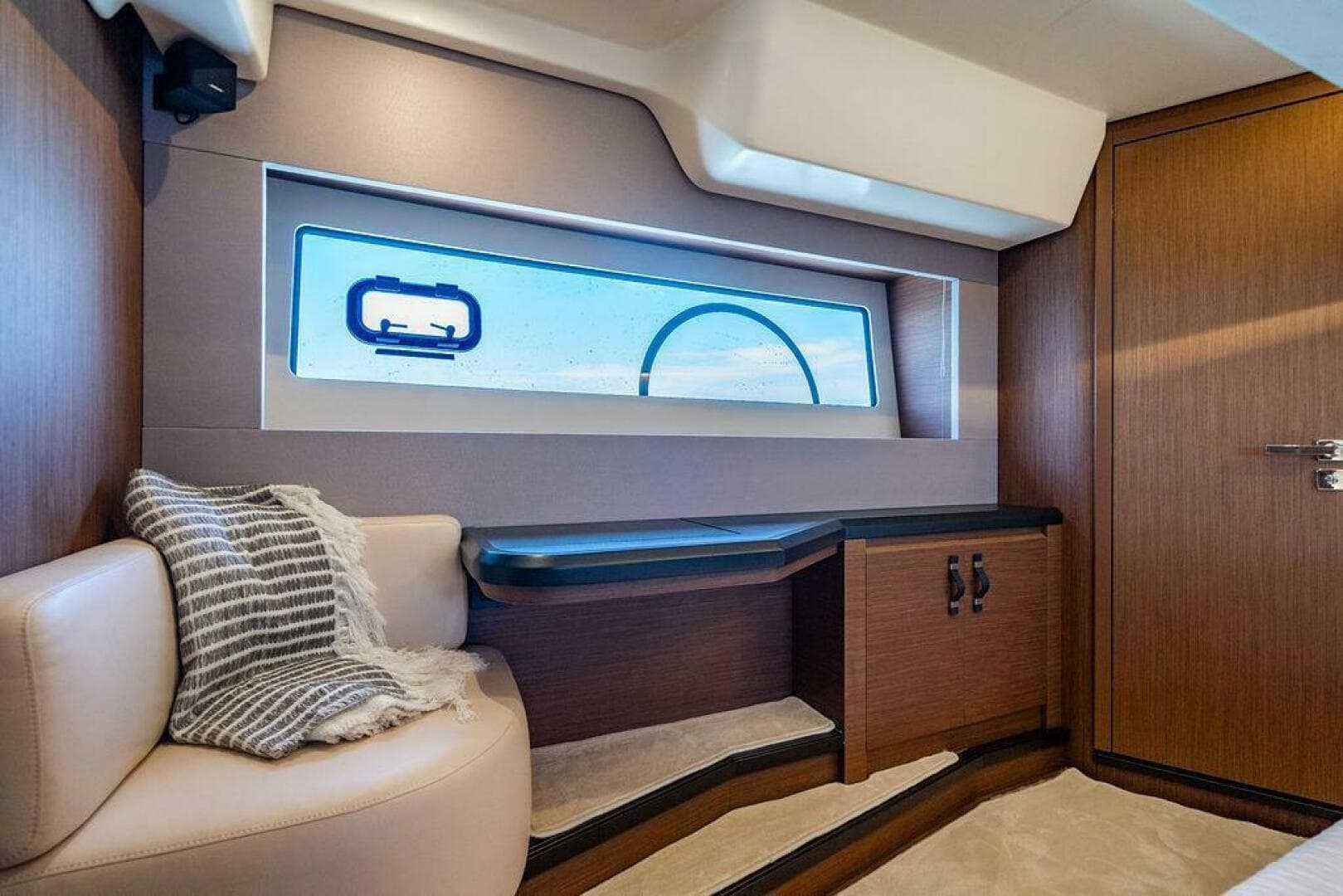 2022 Beneteau Monte Carlo 52