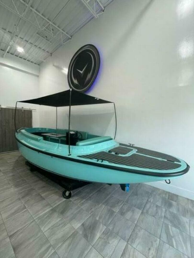 2023 Vision Fantail 217