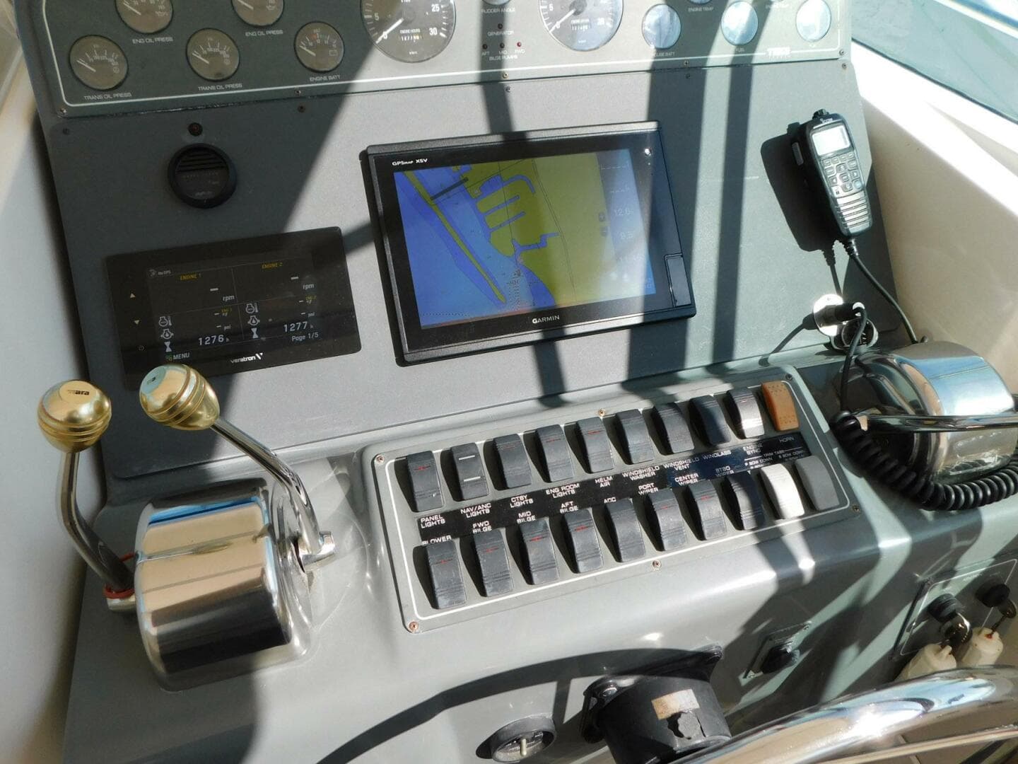 2001 Tiara Yachts 3500 Express