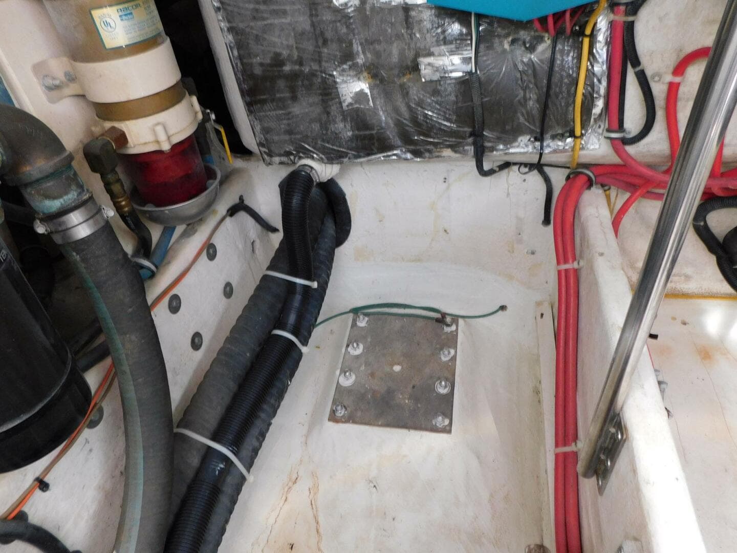 2001 Tiara Yachts 3500 Express