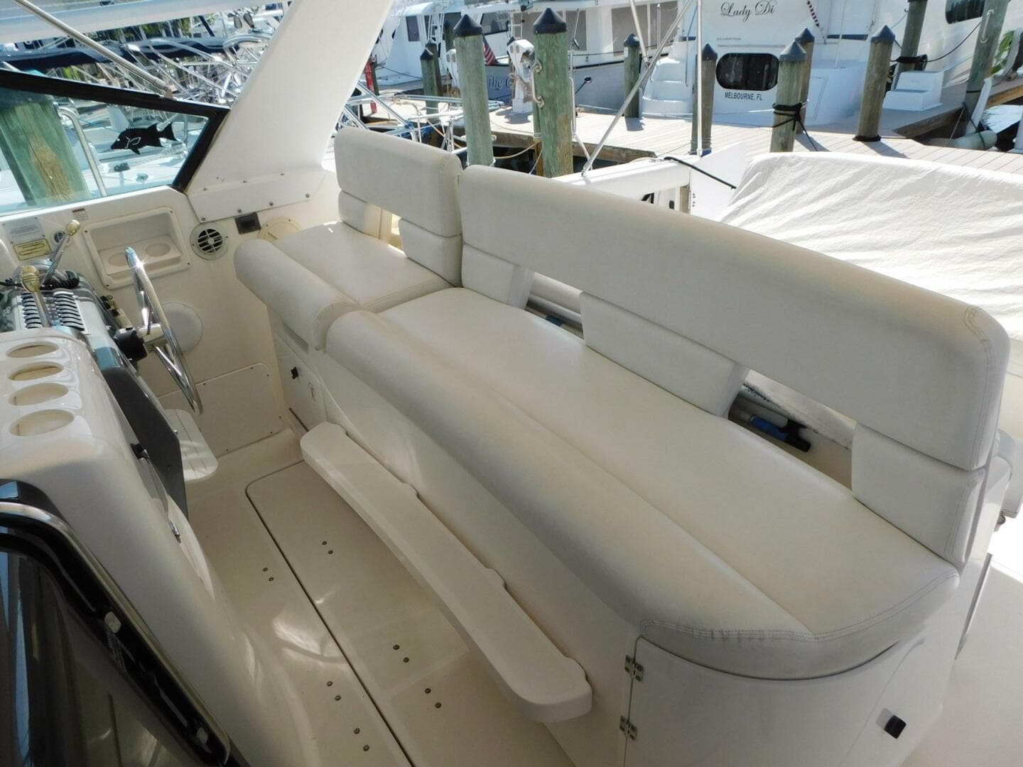 2001 Tiara Yachts 3500 Express