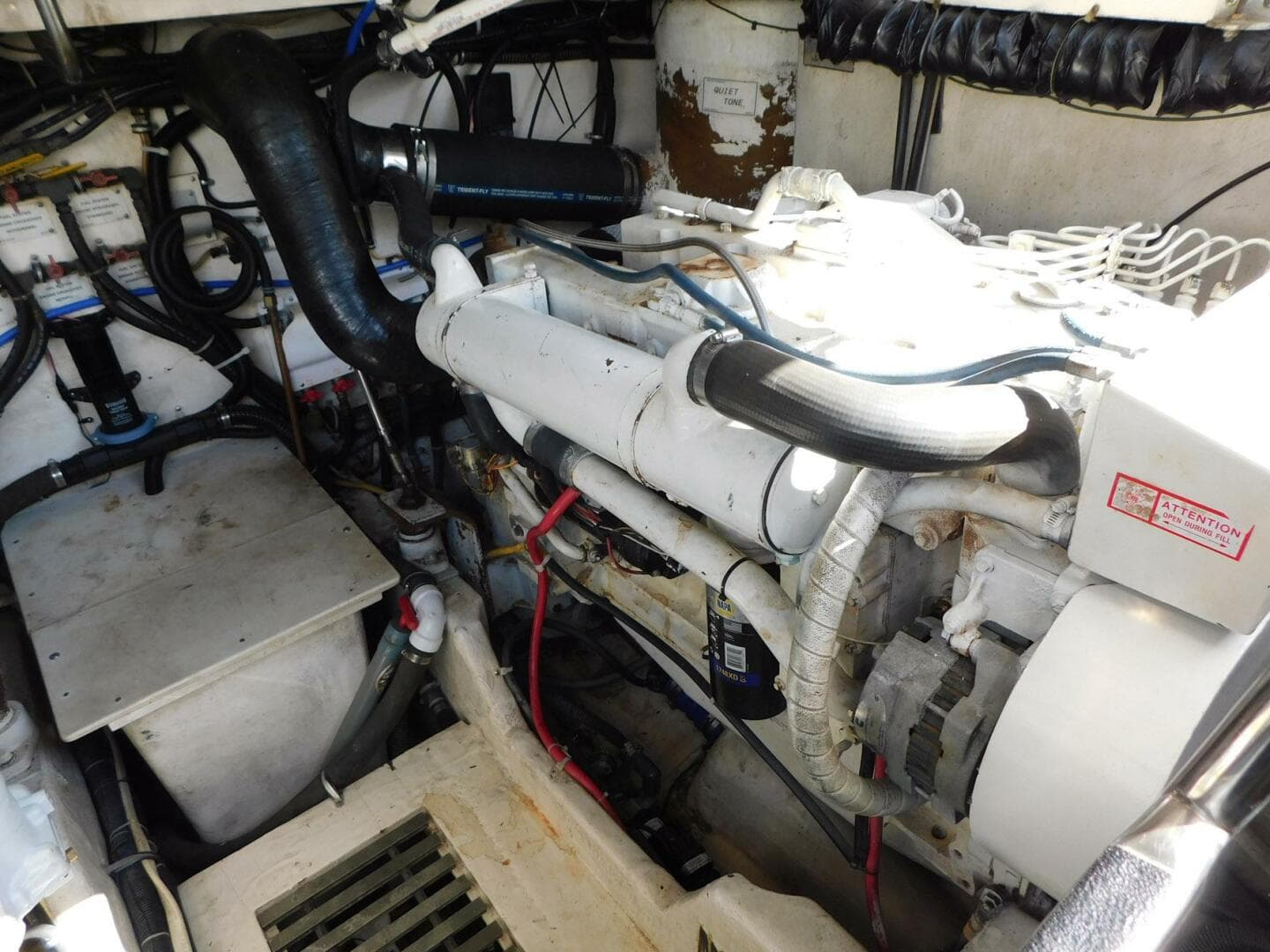 2001 Tiara Yachts 3500 Express