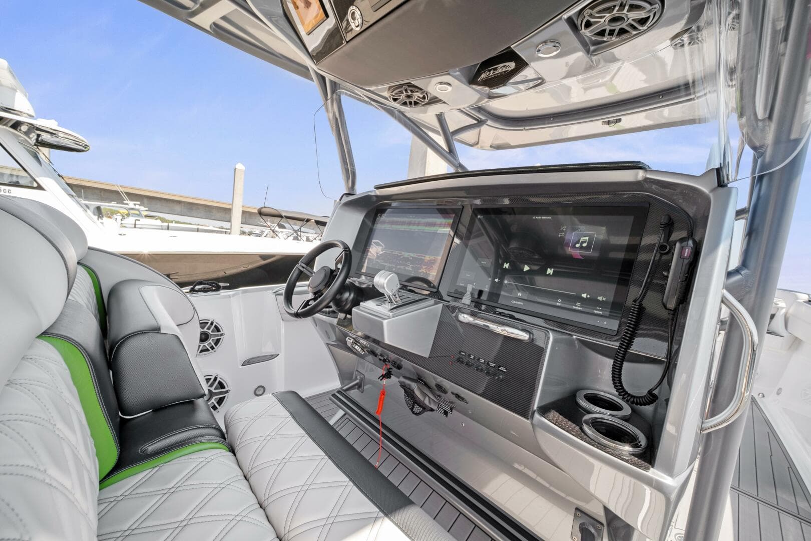 2021 Nor-Tech 390 Sport