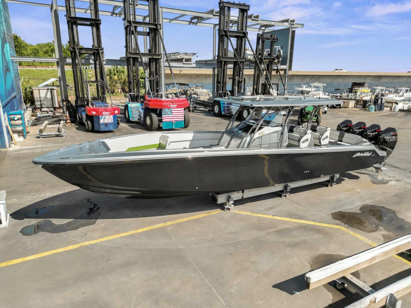 2021 Nor-Tech 390 Sport