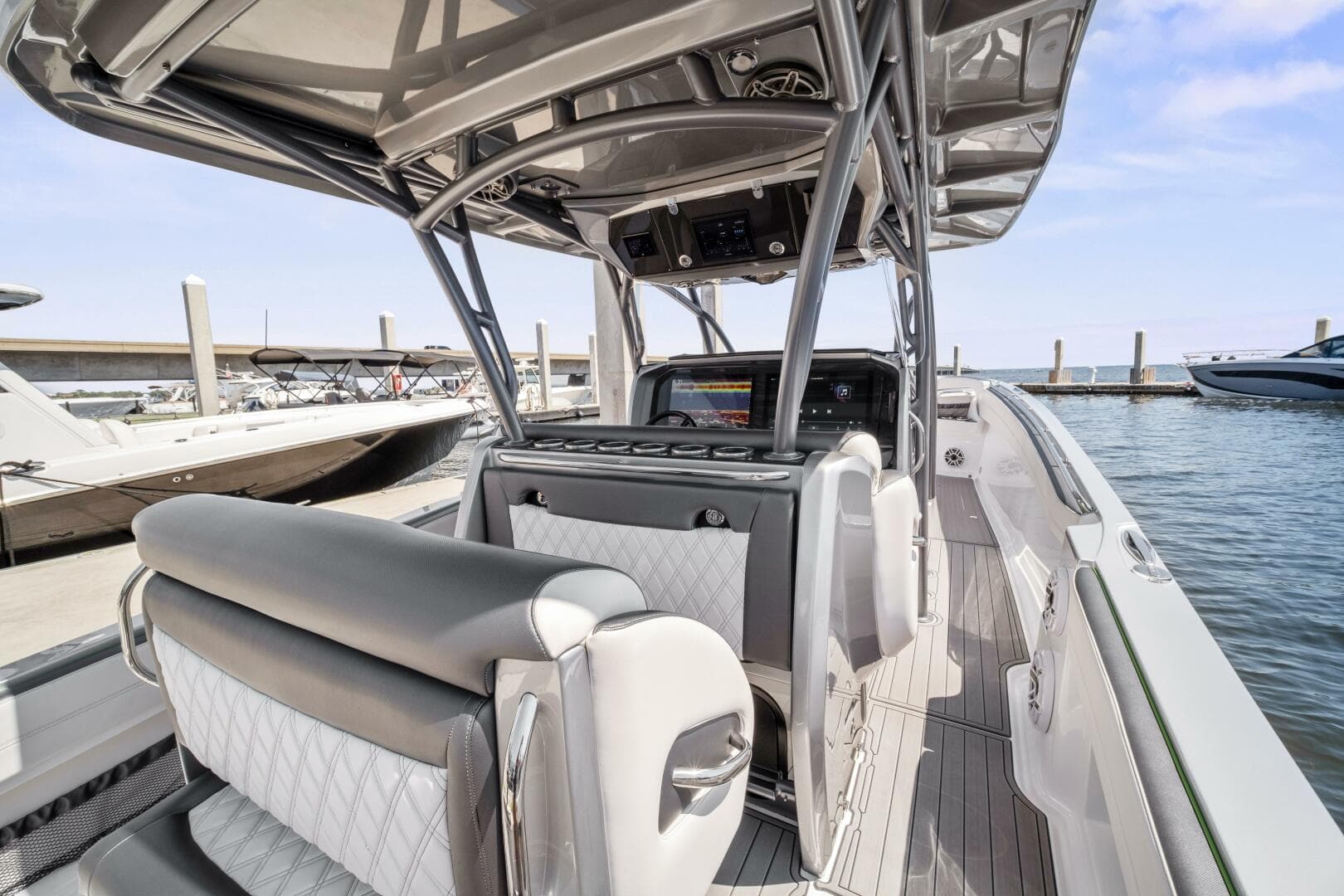 2021 Nor-Tech 390 Sport