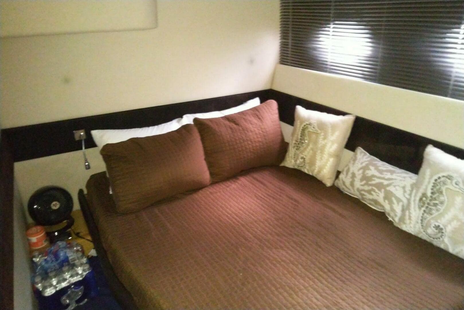 2010 Azimut Atlantis 54