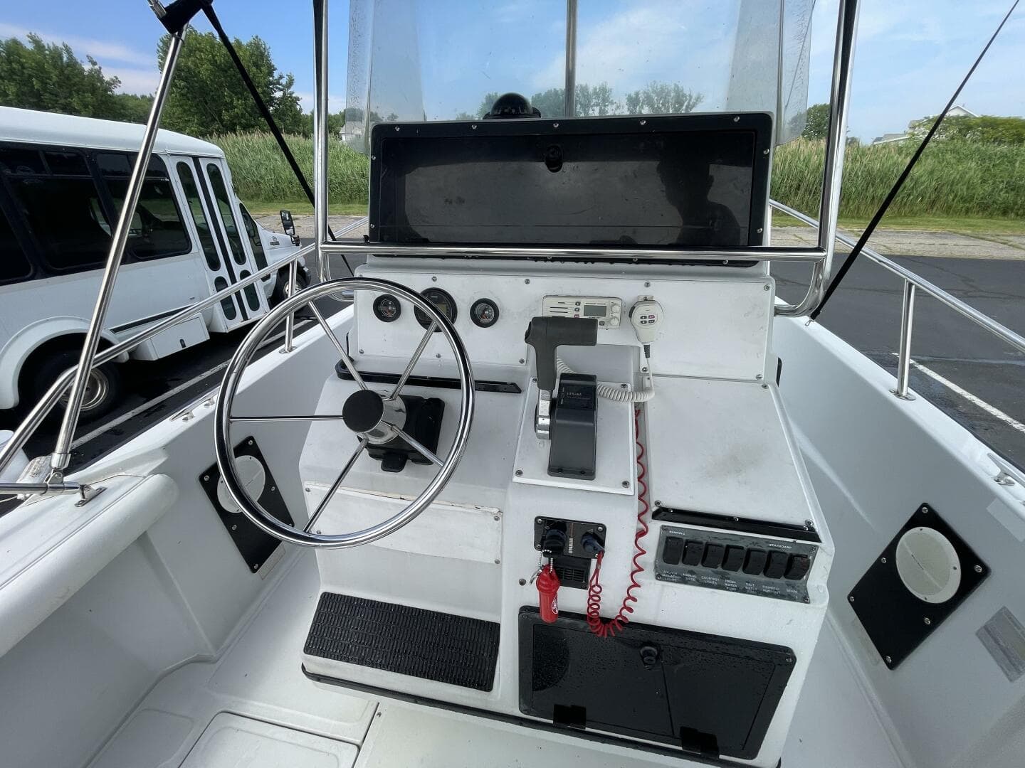 1993 Boston Whaler 21 Outrage
