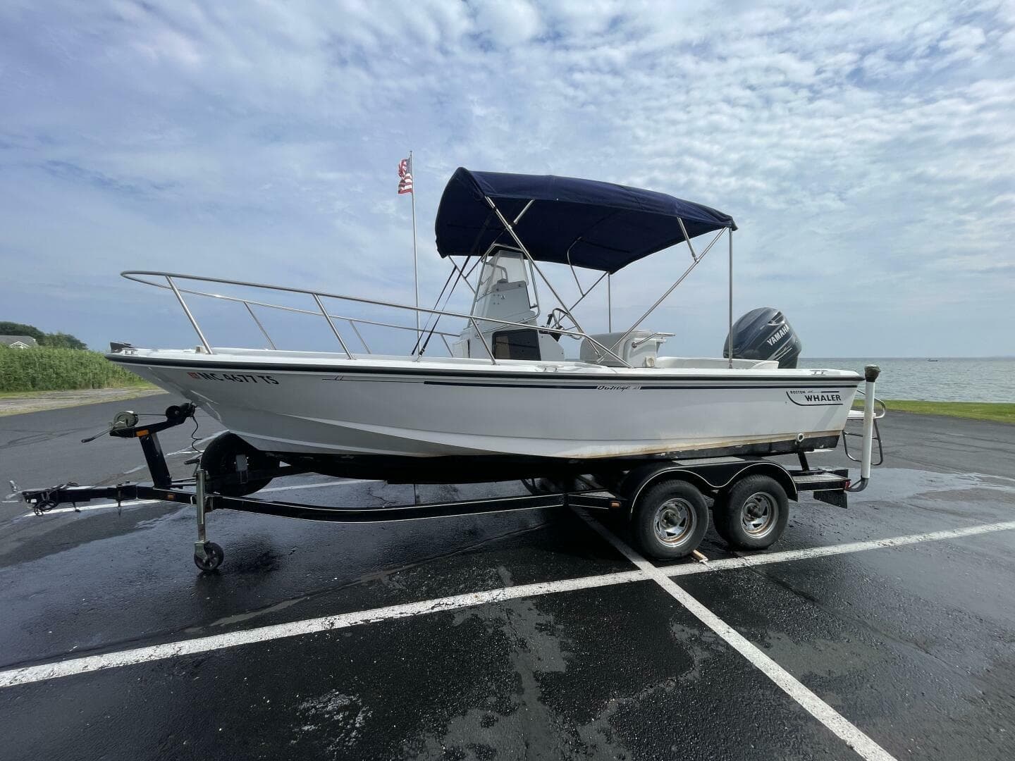 1993 Boston Whaler 21 Outrage