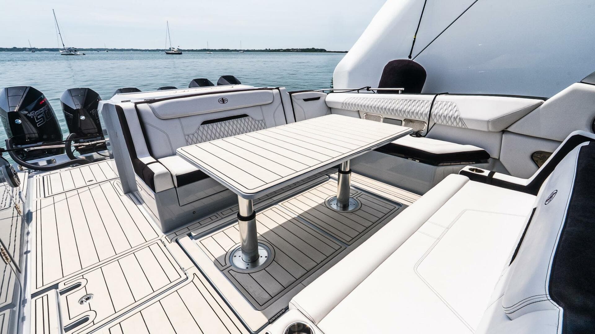 2025 Cigarette 52 THUNDER