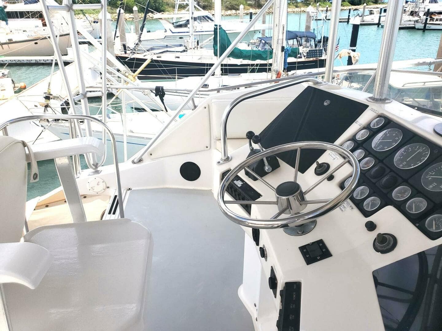 1989 Rampage R 401 SF SPORTFISHER