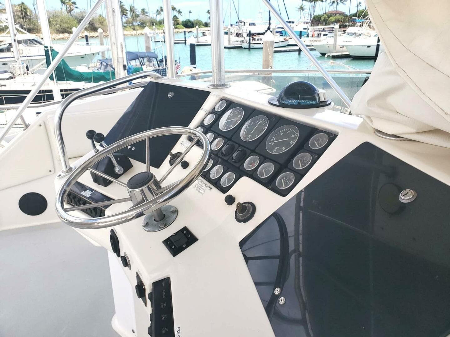 1989 Rampage R 401 SF SPORTFISHER