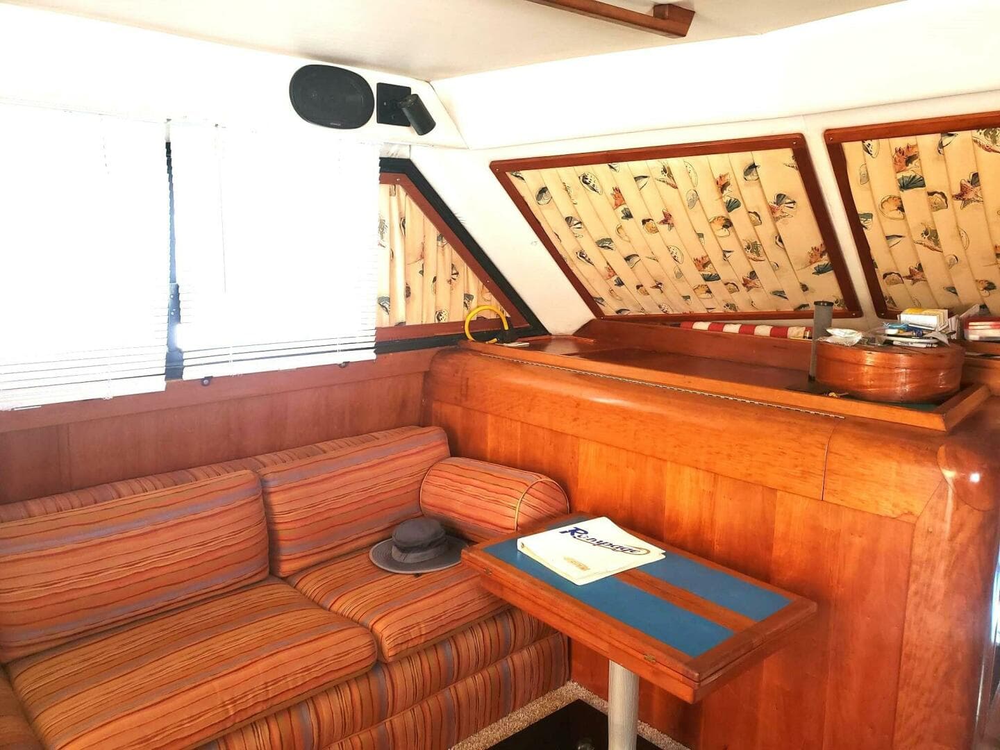 1989 Rampage R 401 SF SPORTFISHER