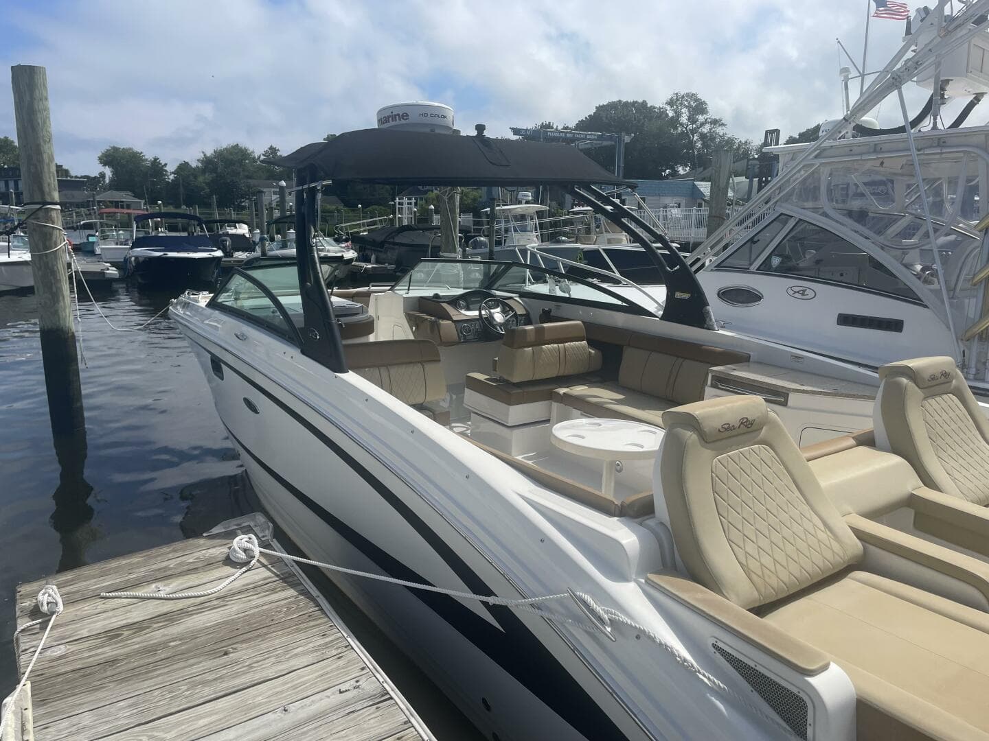 2015 Sea Ray SDX 290