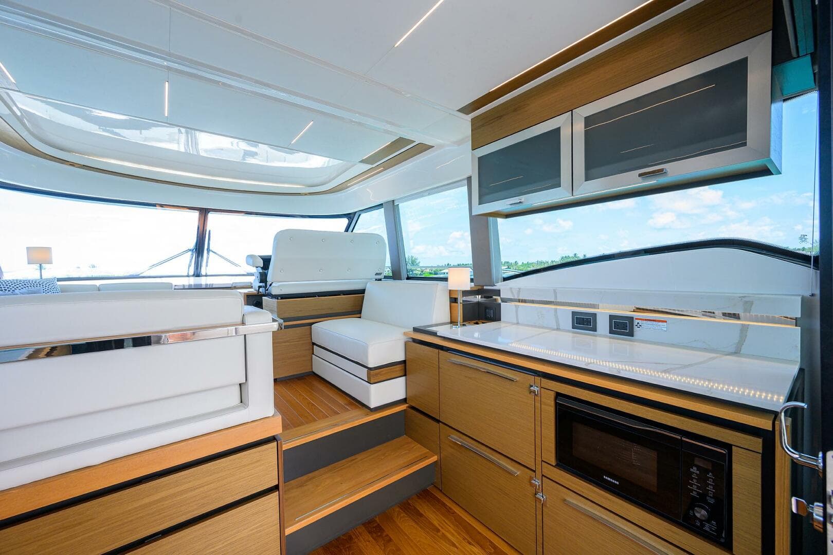 Tiara 49 DEBBIE'S DIAMOND - Galley