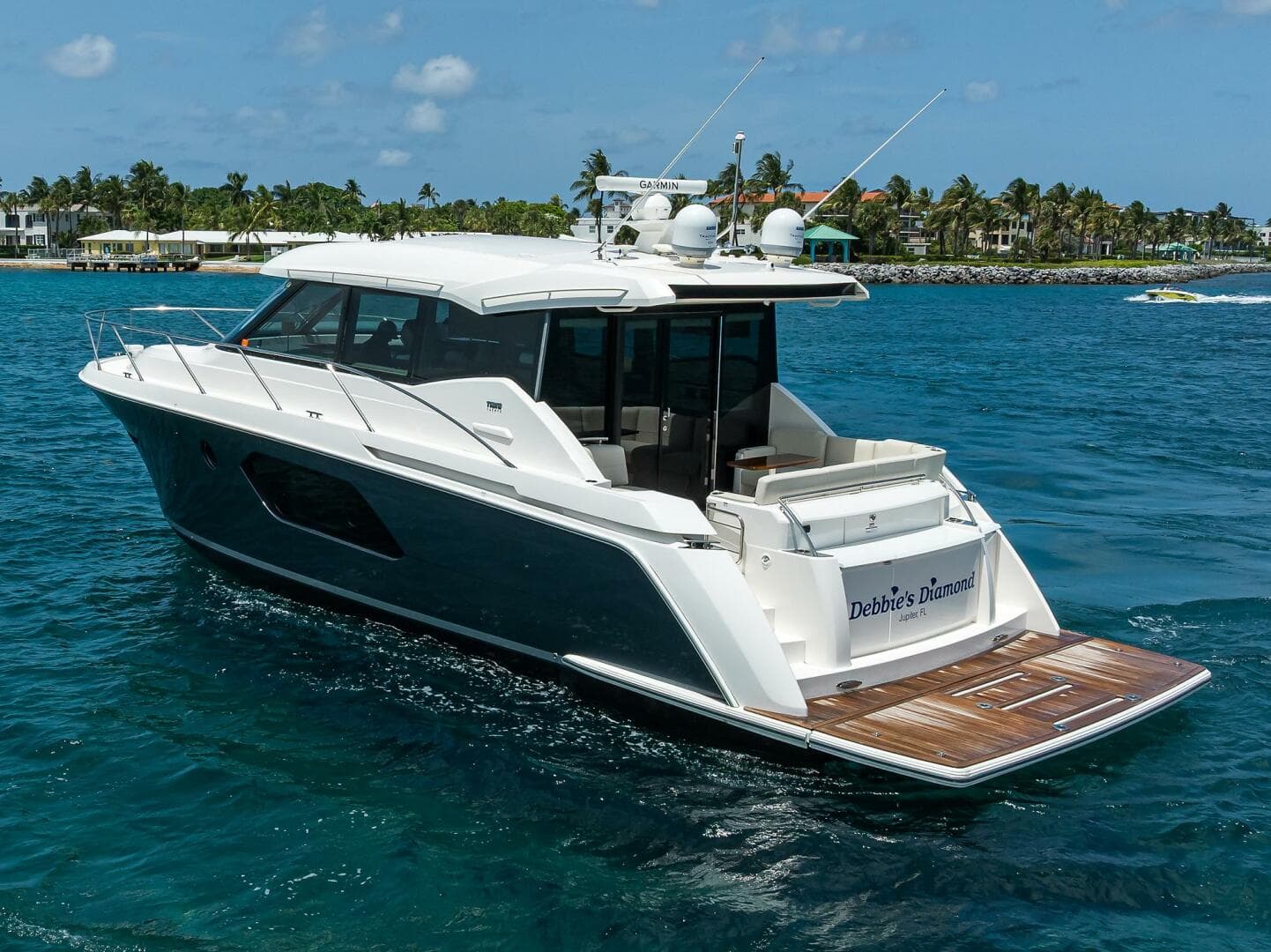 Tiara 49 DEBBIE'S DIAMOND - Profile