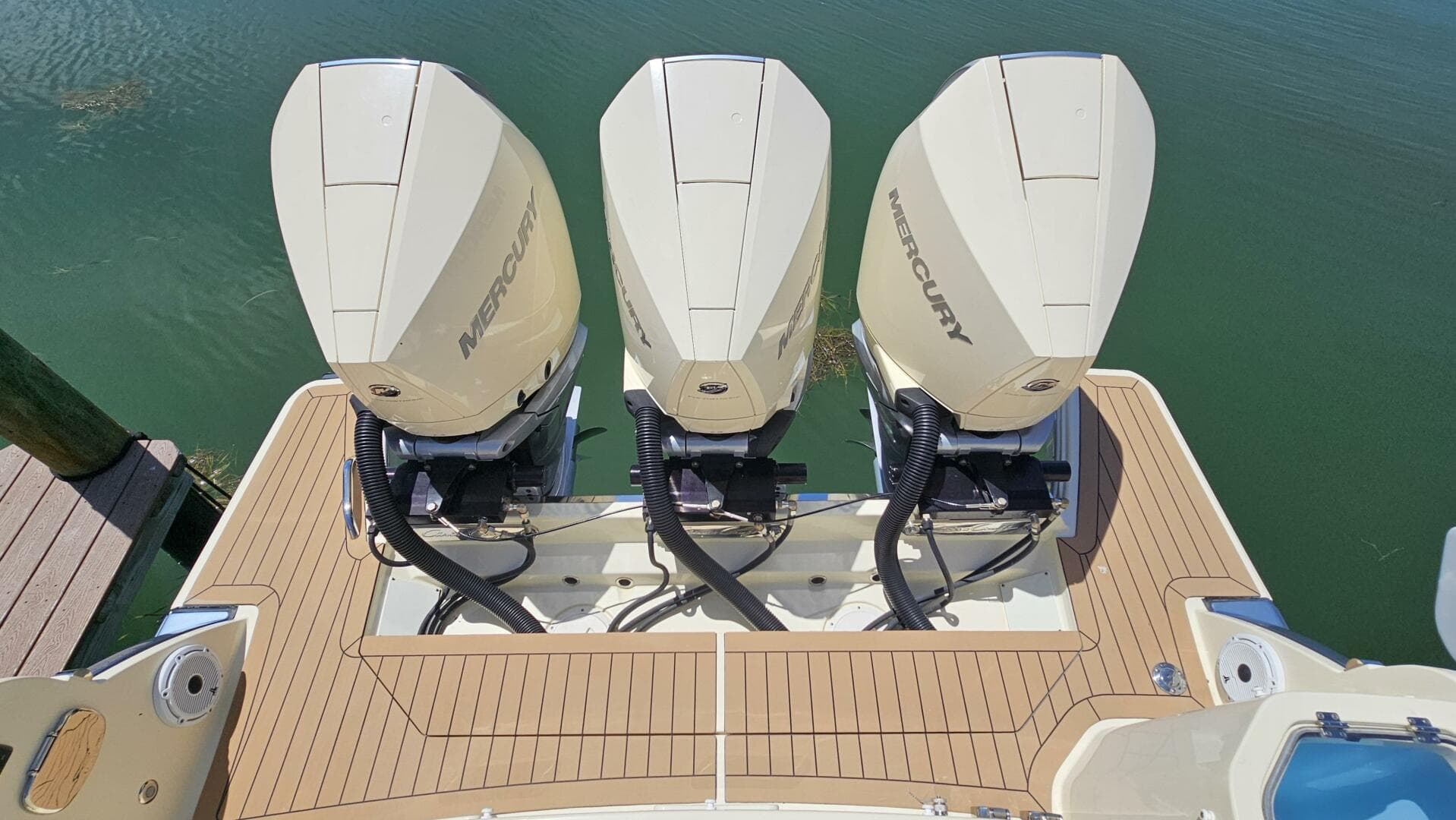 2022 Chris-Craft 35 Calypso