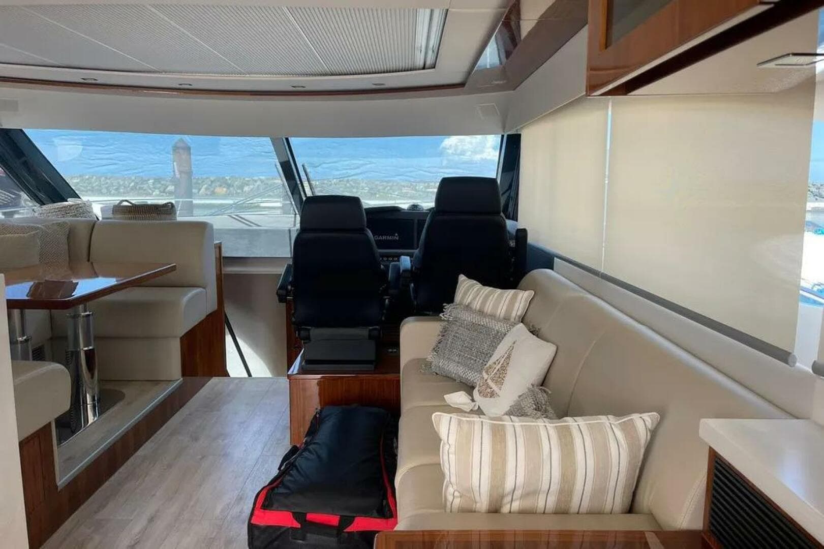 2021 Riviera 6000 Motor Yacht