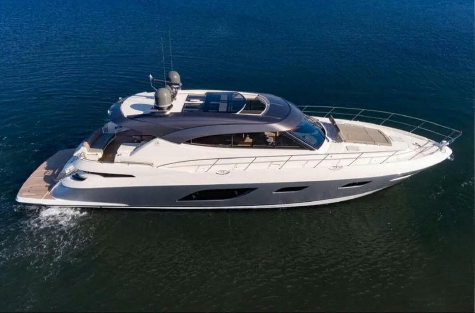 2021 Riviera 6000 Motor Yacht