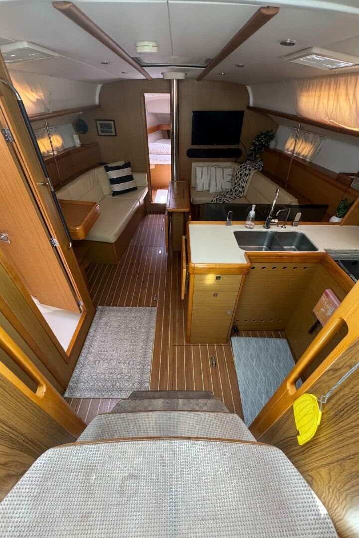2010-jeanneau-sun-odyssey-42i-sail-9341614-20250714093133787-1.jpg