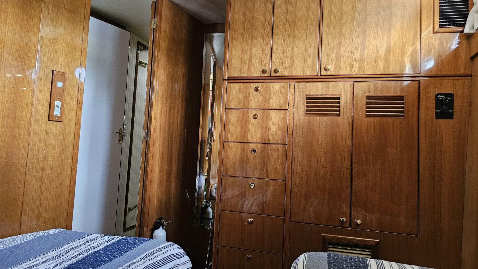 2005 Jefferson 60 Marquessa MY