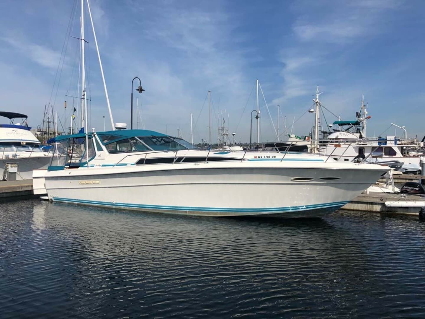 1989 Sea Ray 390 Express