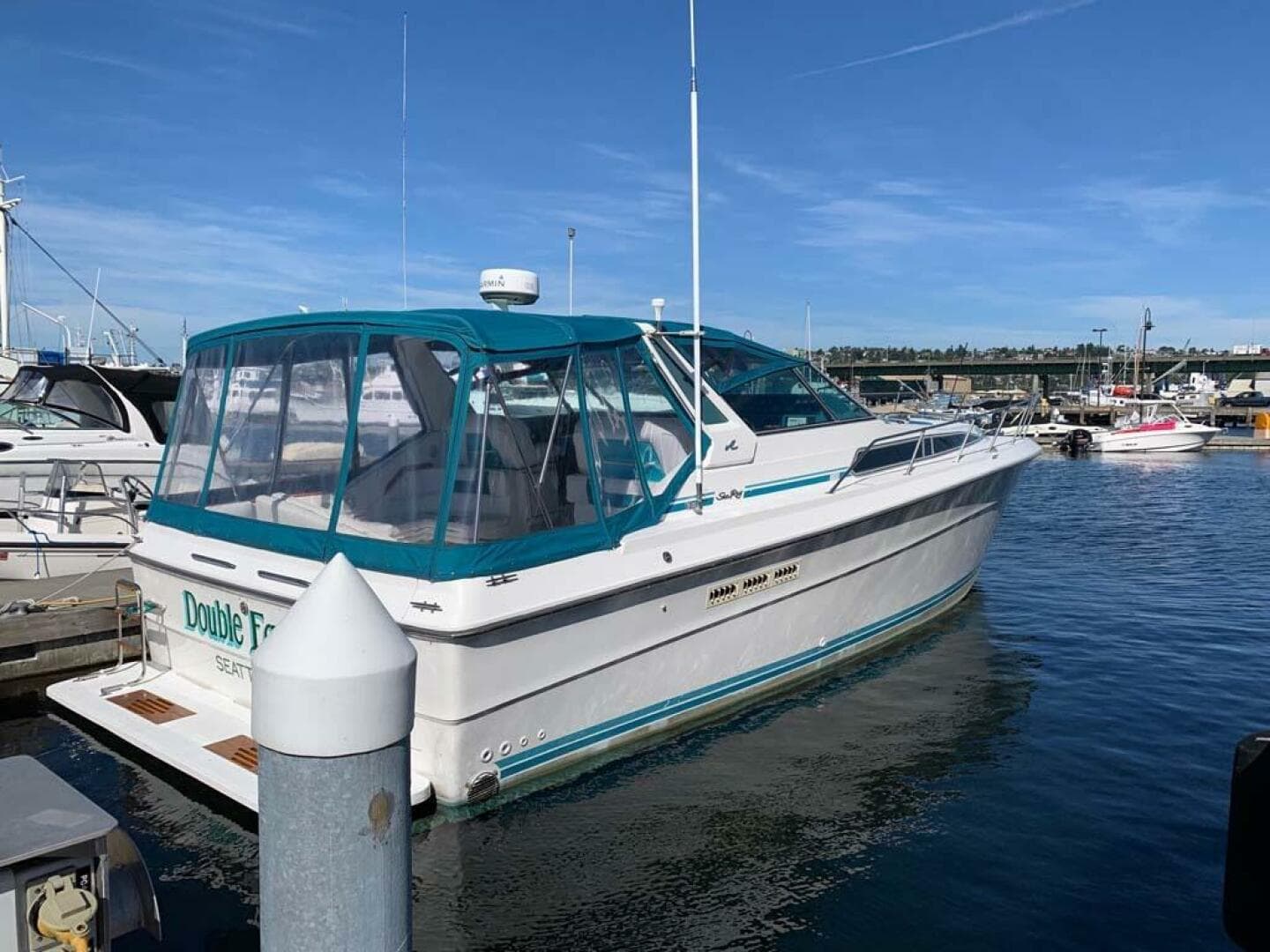 1989 Sea Ray 390 Express