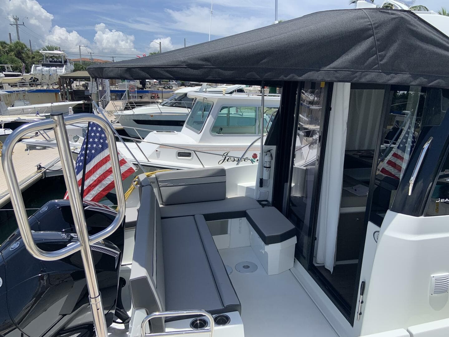 2025 Jeanneau NC 1095 Coupe