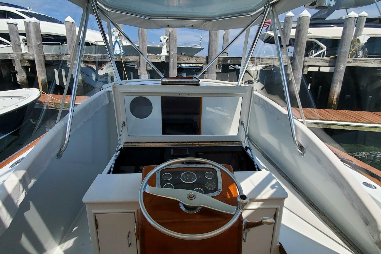 1985 Rybovich 32 Express Walkaround Sportfish