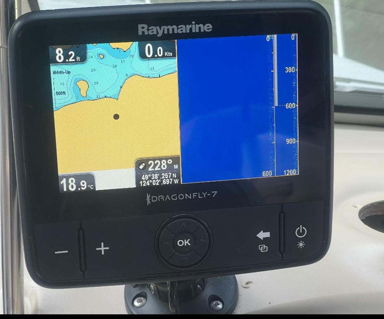 1997 Sea Ray 230 Signature - Cuddy Cabin