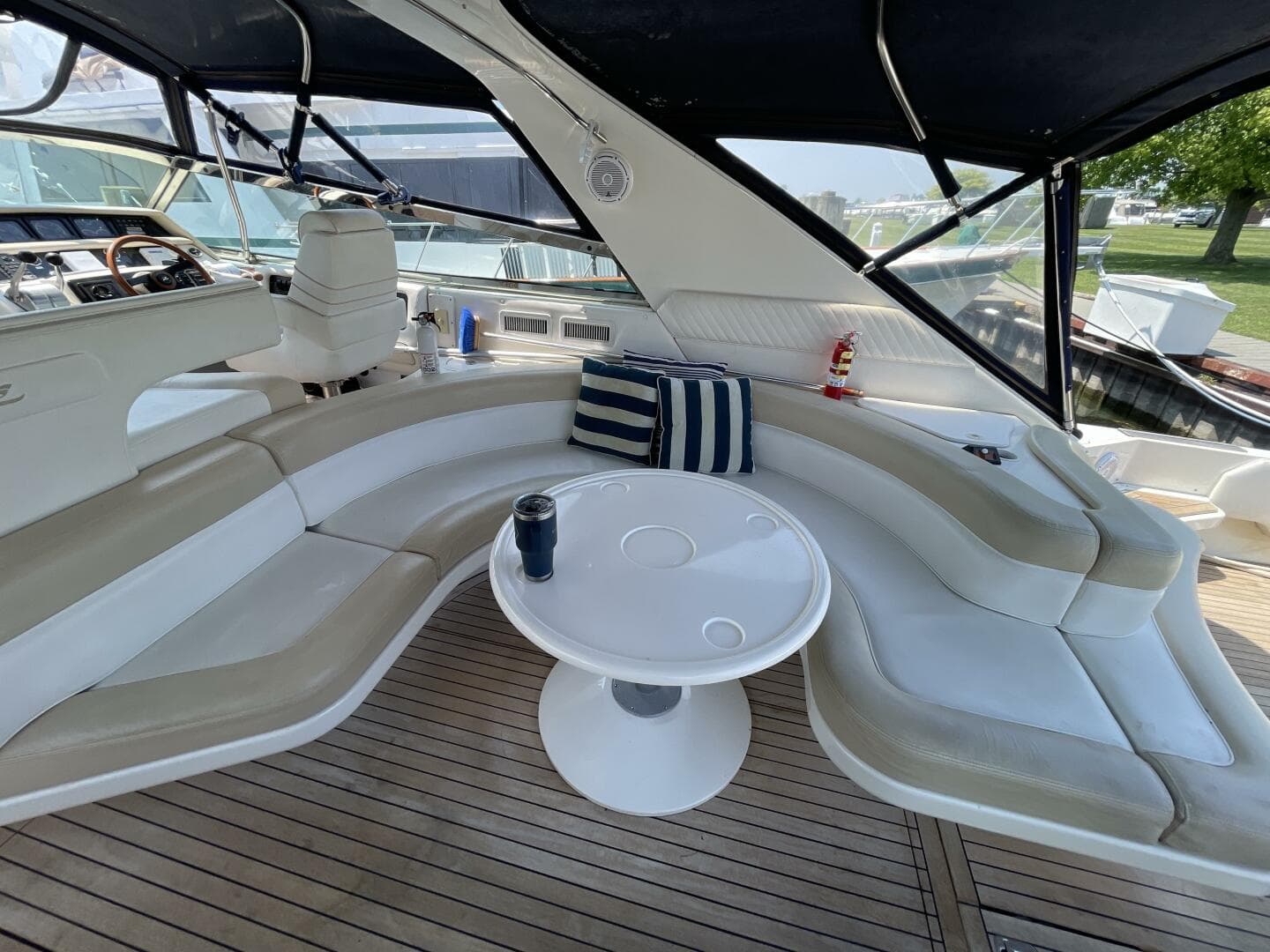 1998 Sea Ray 630 Super Sun Sport