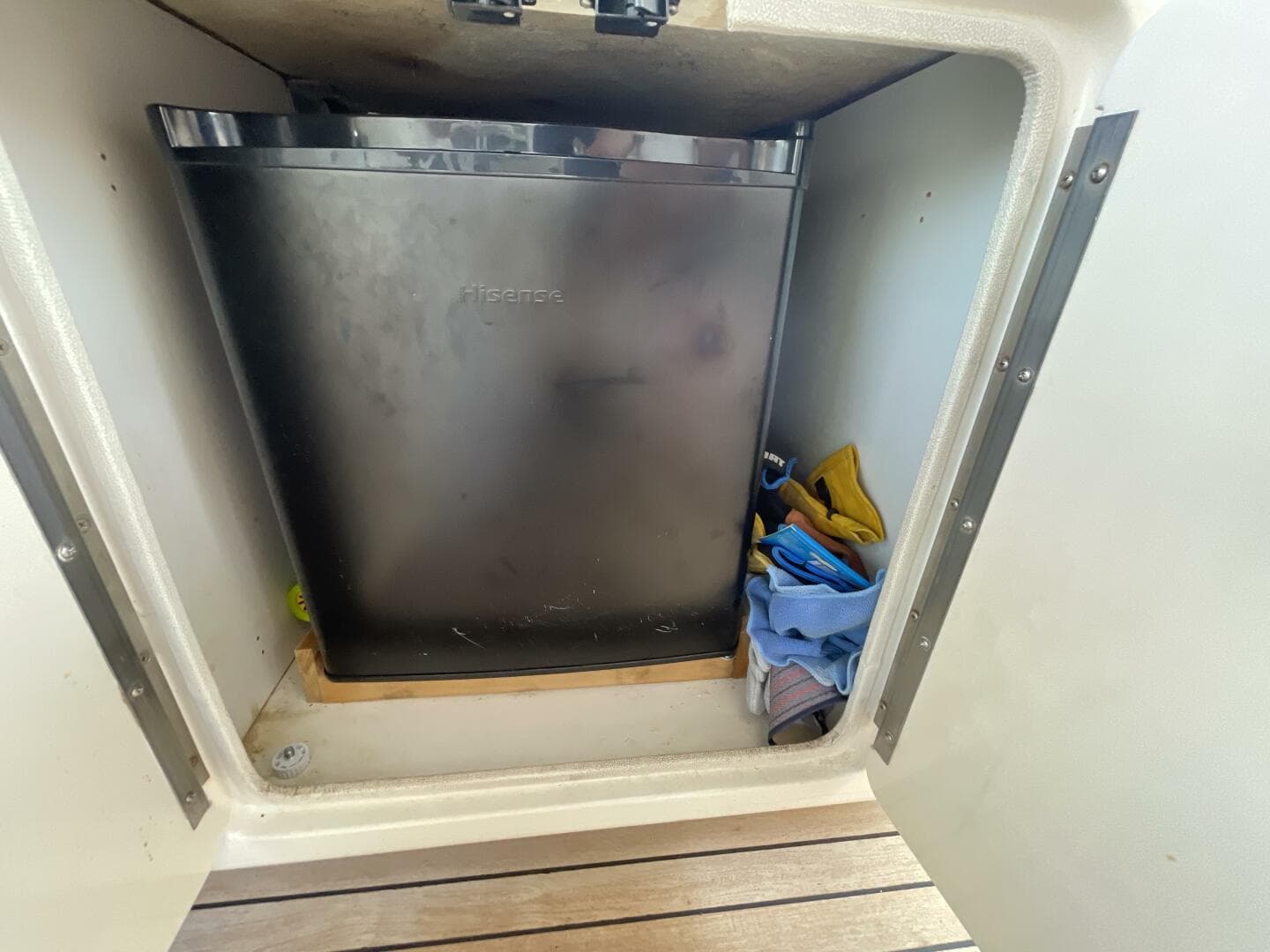 1998 Sea Ray 630 Super Sun Sport