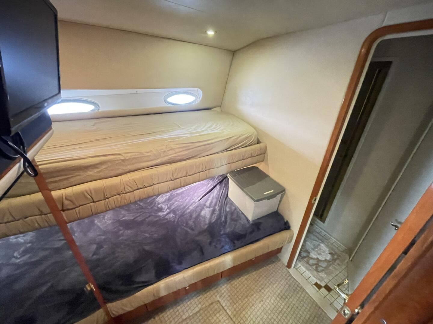 1998 Sea Ray 630 Super Sun Sport