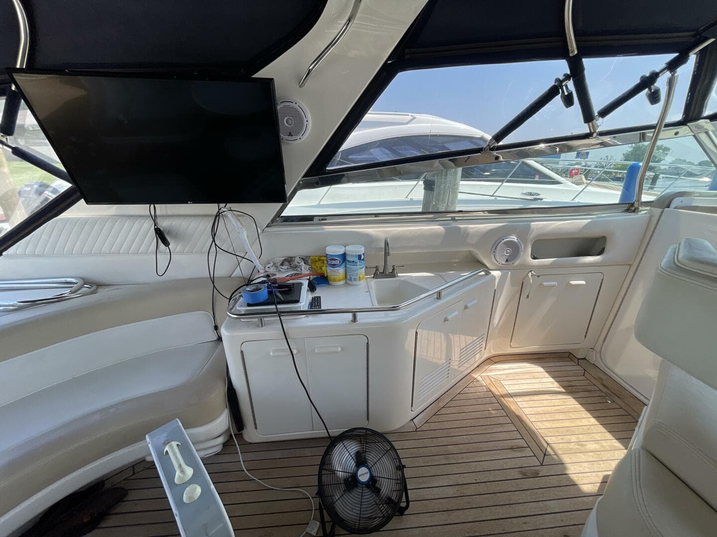 1998 Sea Ray 630 Super Sun Sport
