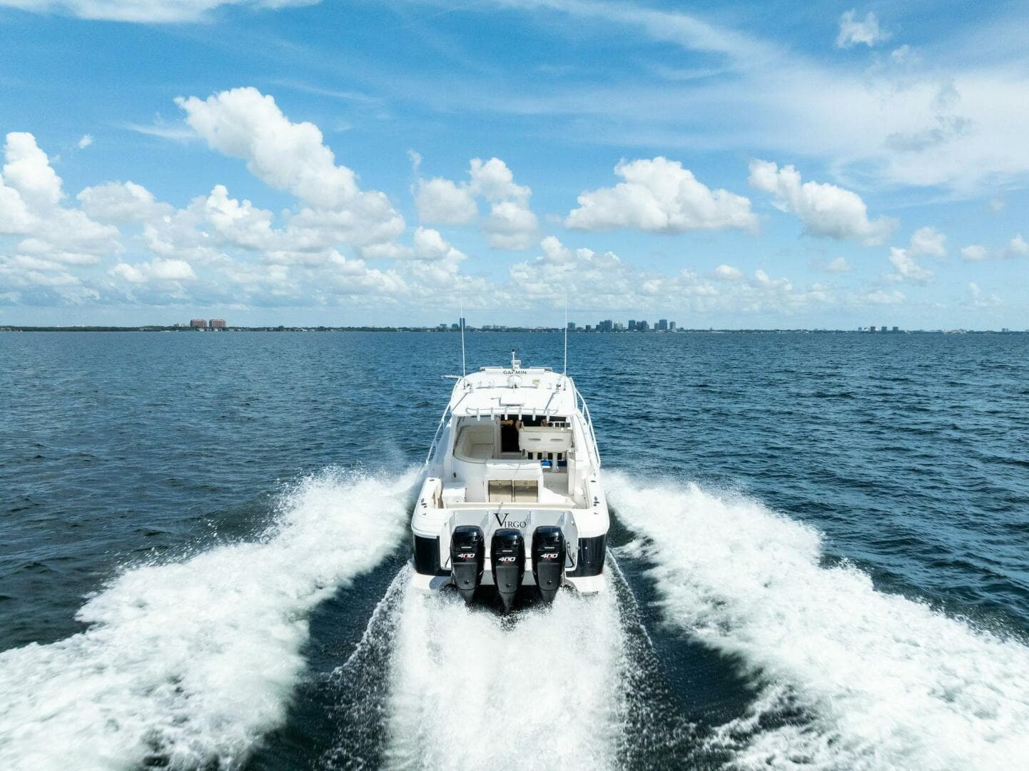 2018 Intrepid 430 Sport Yacht