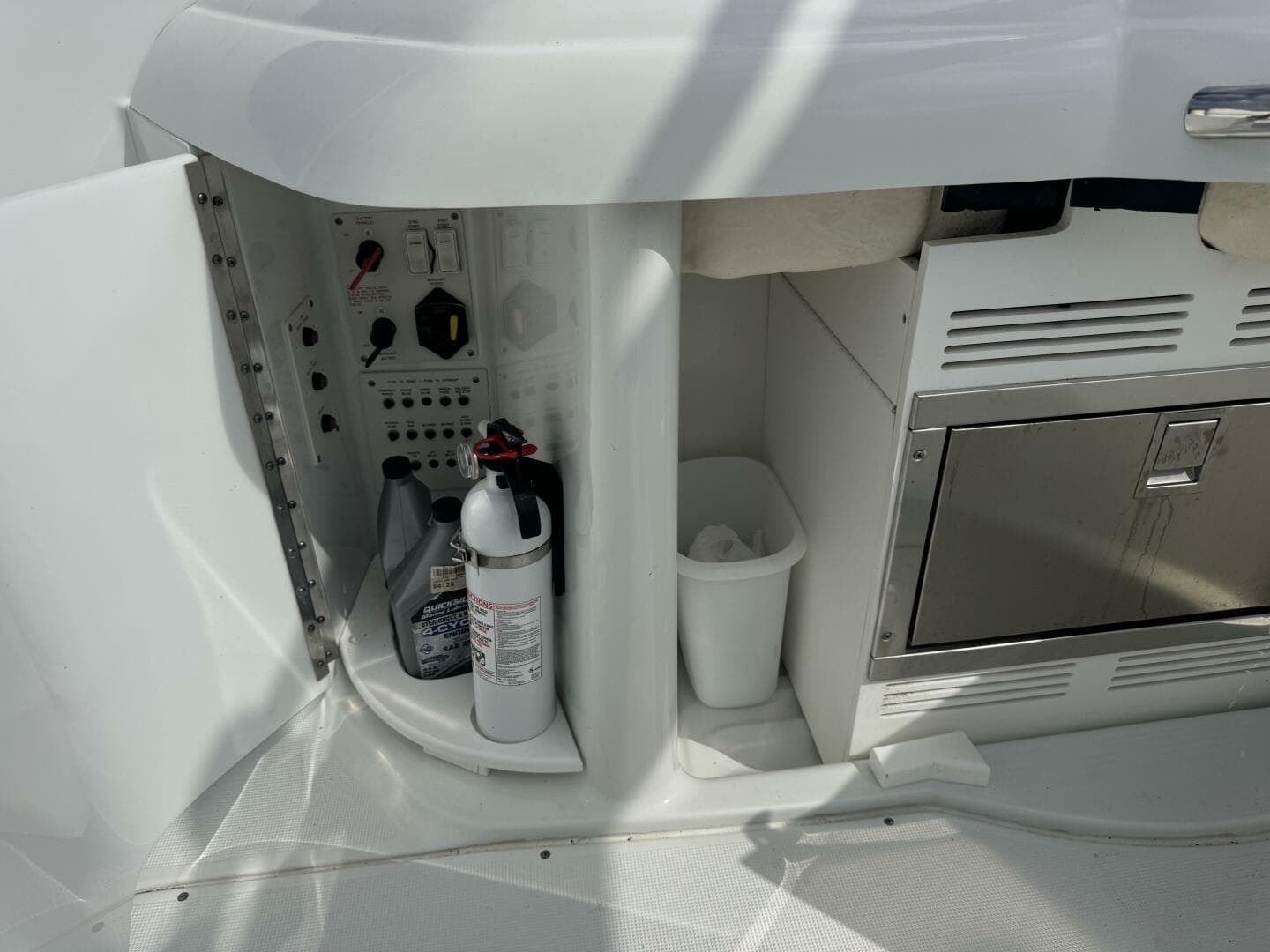 2007 Formula 330 Sun Sport