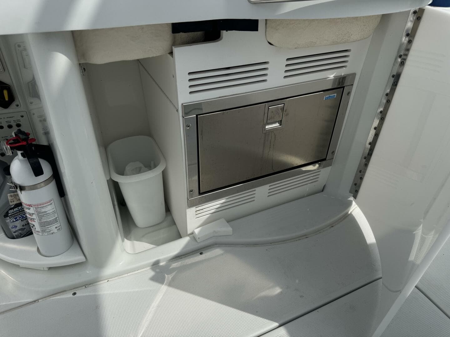 2007 Formula 330 Sun Sport