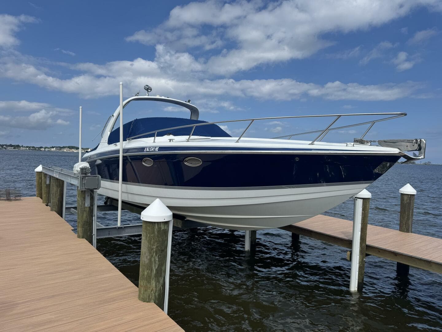 2007 Formula 330 Sun Sport