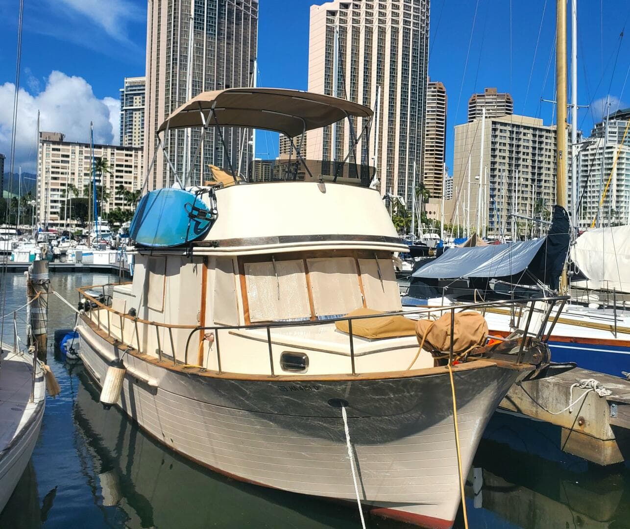 1980 CHB Double Cabin