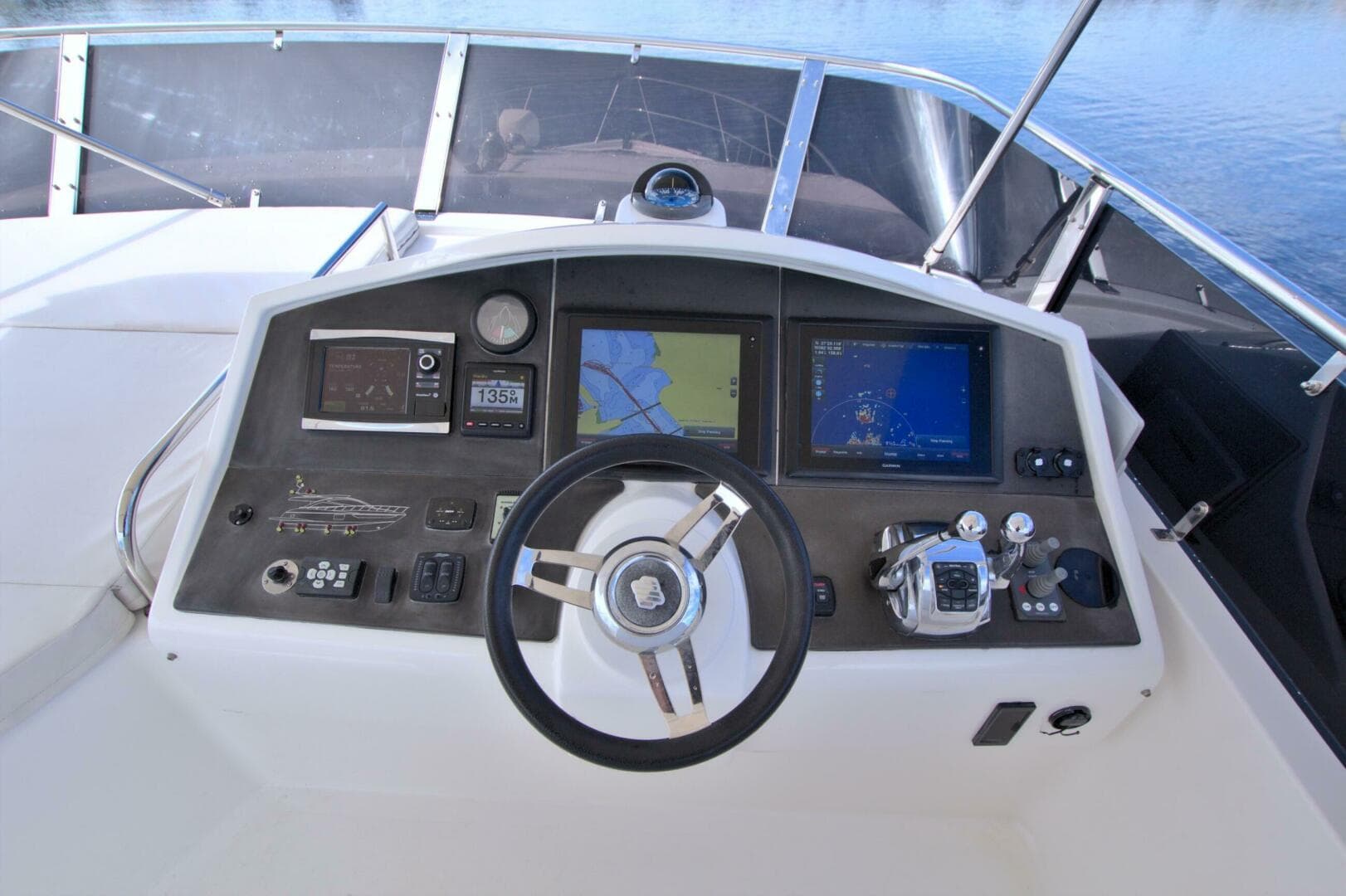 2015 Dyna Yachts 60 Pilothouse Motoryacht